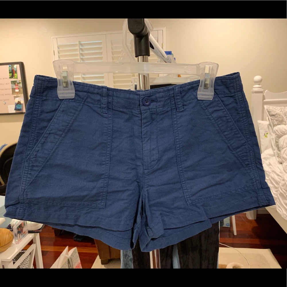 GAP shorts